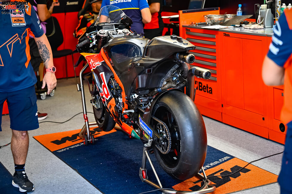 KTM RC16