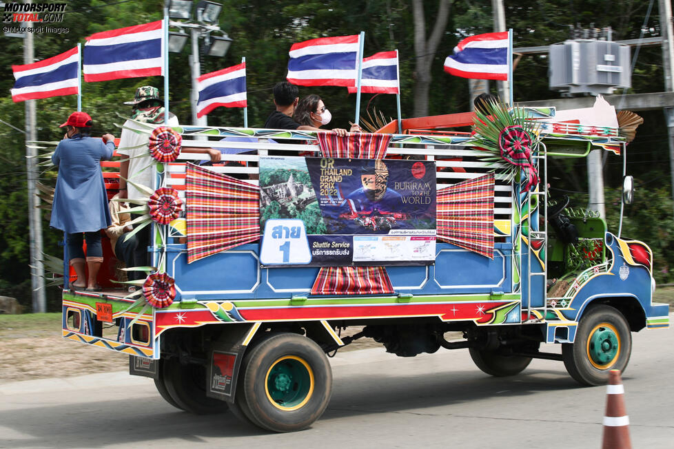 Fans in Thailand