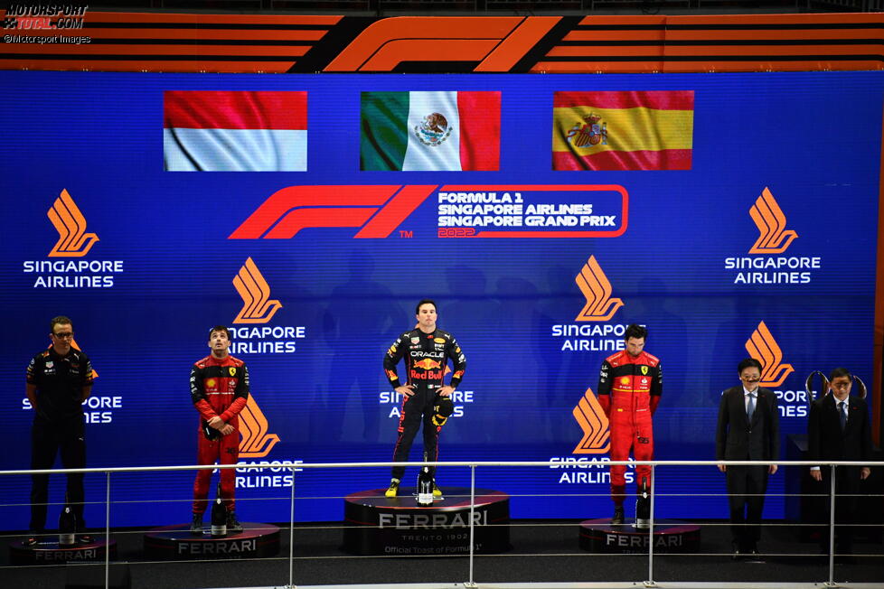 Charles Leclerc (Ferrari), Sergio Perez (Red Bull) und Carlos Sainz (Ferrari) 
