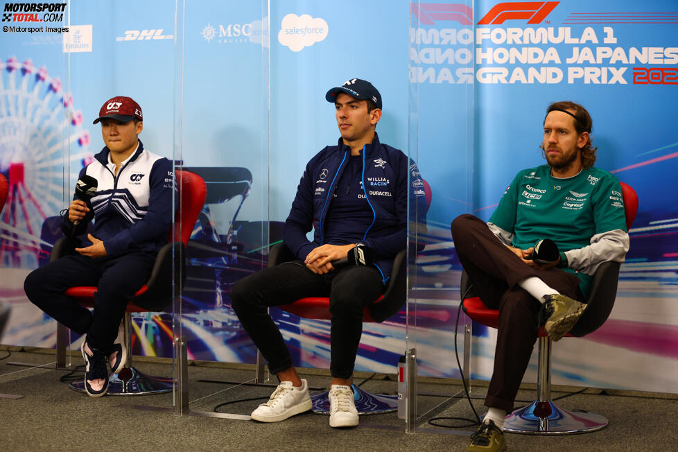 Yuki Tsunoda (AlphaTauri), Nicholas Latifi (Williams) und Sebastian Vettel (Aston Martin) 