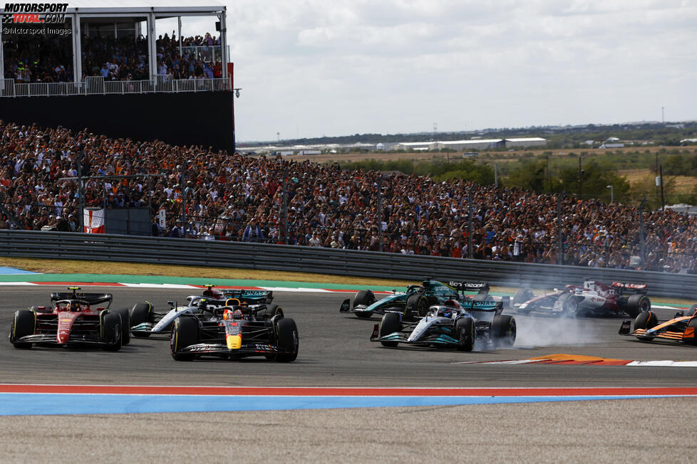 Max Verstappen (Red Bull), Carlos Sainz (Ferrari) und Lewis Hamilton (Mercedes) 