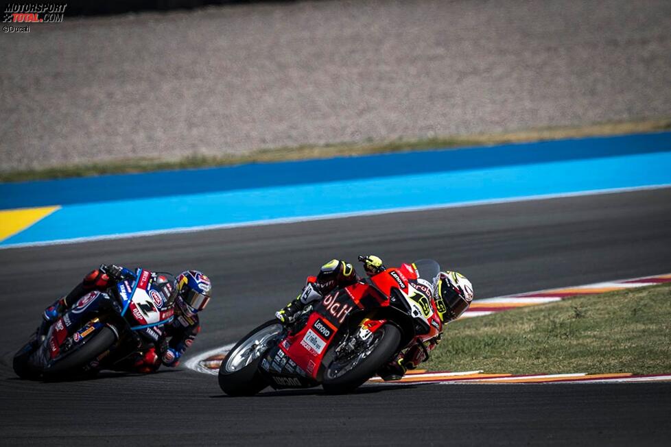 Alvaro Bautista vor Toprak Razgatlioglu