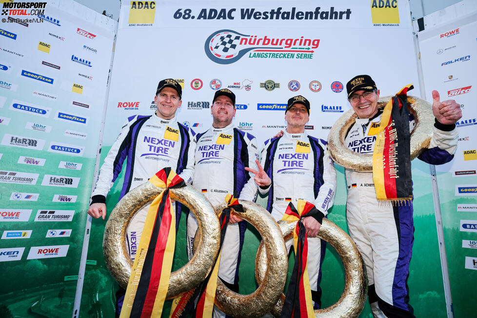 Daniel Zils, Christian Büllesbach, Lutz Rühl und Andreas Schettler (Adrenalin-Porsche)