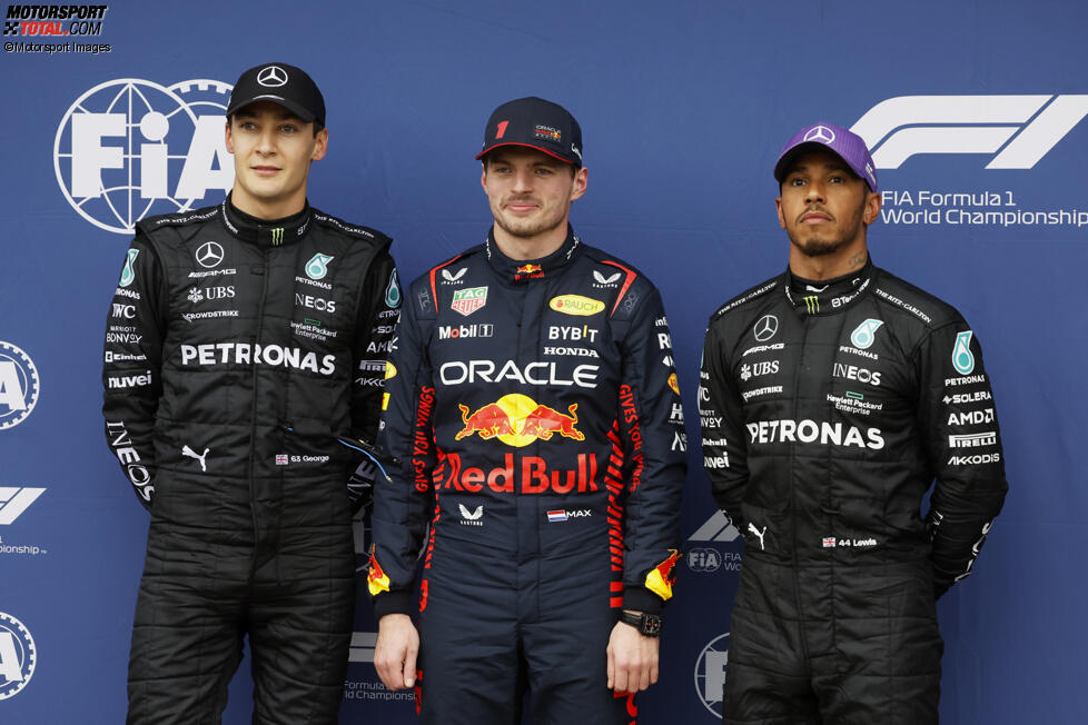George Russell (Mercedes), Max Verstappen (Red Bull) und Lewis Hamilton (Mercedes) 
