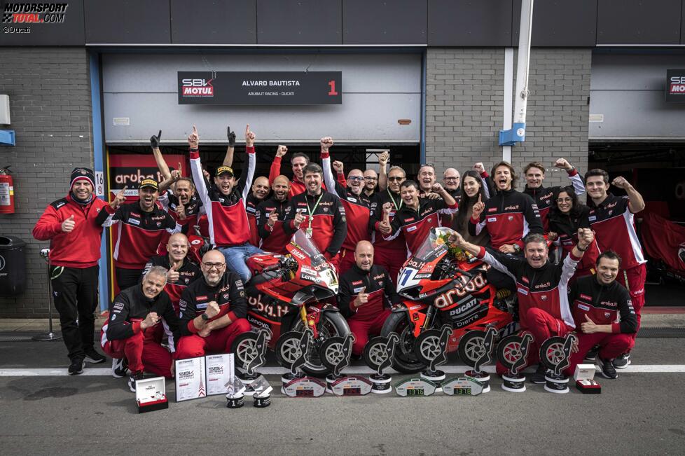 Ducati jubelt mit Alvaro Bautista und Nicolo Bulega