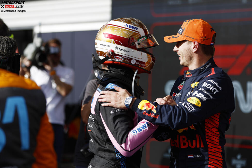 Pierre Gasly (Alpine) und Max Verstappen (Red Bull) 