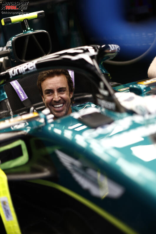 Fernando Alonso (Aston Martin) 