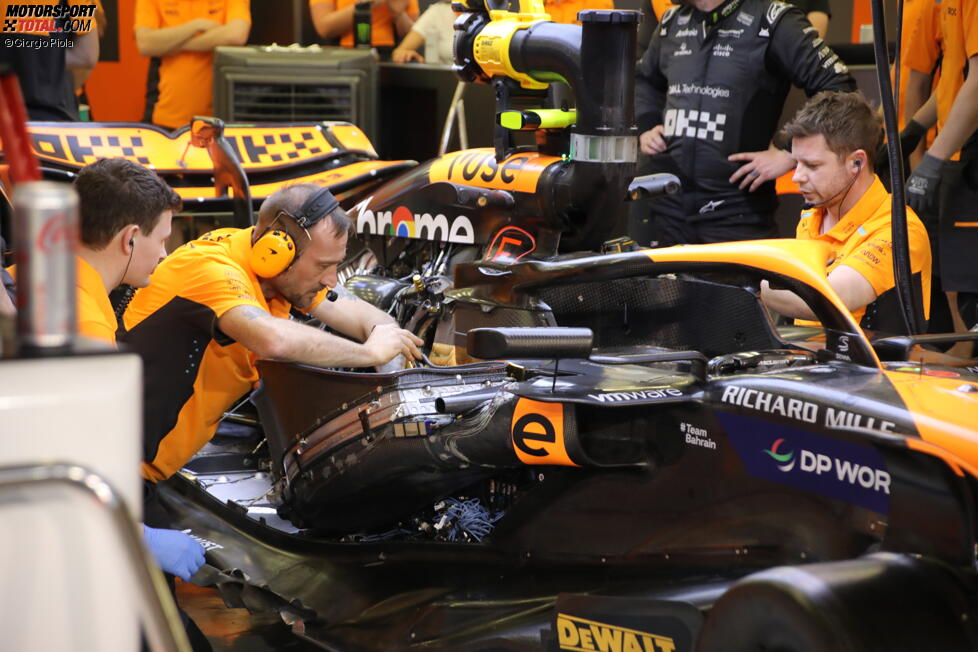 McLaren MCL38