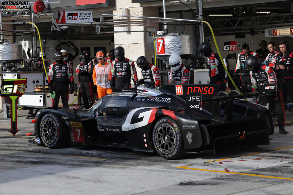 Mike Conway, Kamui Kobayashi und Nyck de Vries 