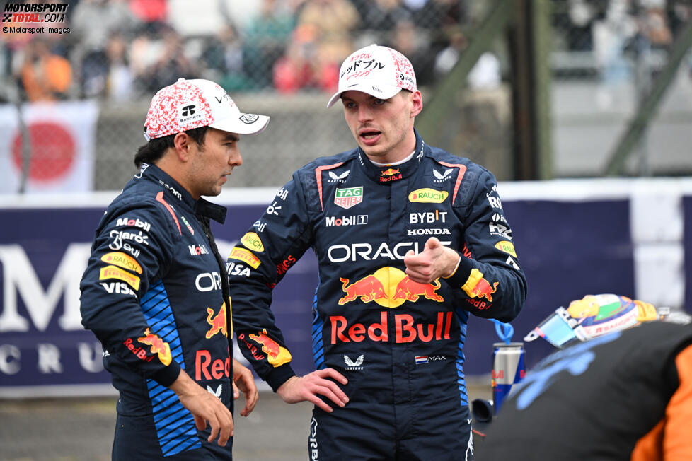 Sergio Perez (Red Bull) und Max Verstappen (Red Bull) 
