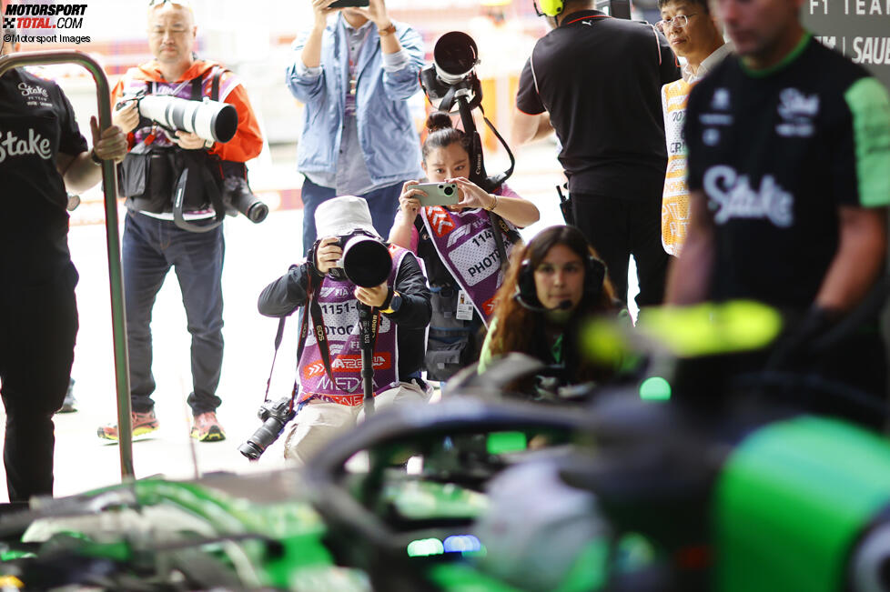 Guanyu Zhou (Sauber) 