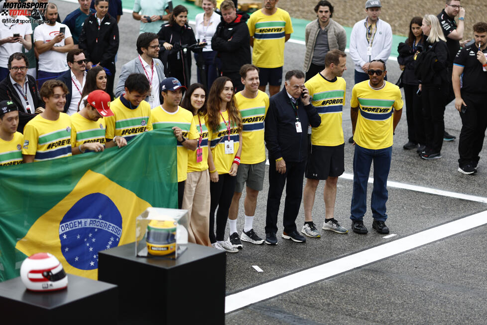 Guanyu Zhou (Sauber), George Russell (Mercedes), Charles Leclerc (Ferrari), Sergio Perez (Red Bull), Sebastian Vettel und Lewis Hamilton (Mercedes) 