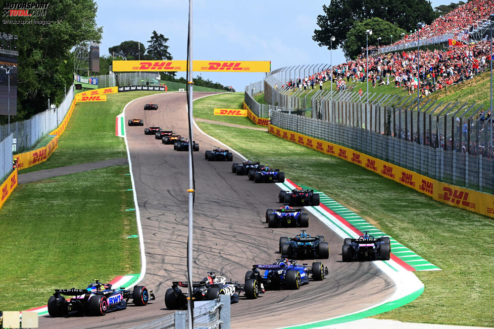Alexander Albon (Williams), Lance Stroll (Aston Martin), Esteban Ocon (Alpine), Kevin Magnussen (Haas) und Pierre Gasly (Alpine) 