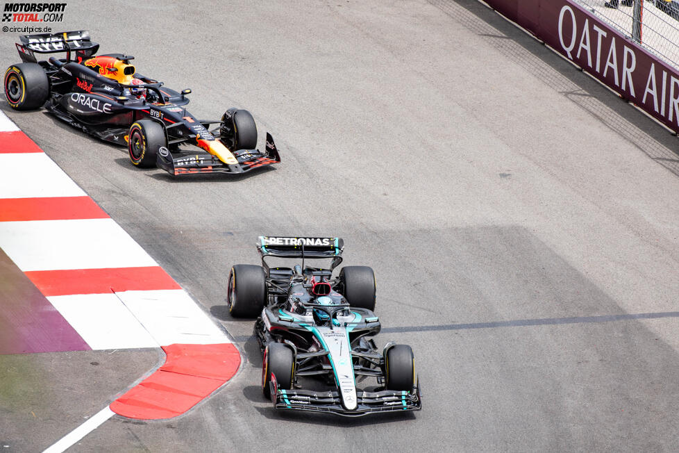 George Russell (Mercedes) und Max Verstappen (Red Bull) 
