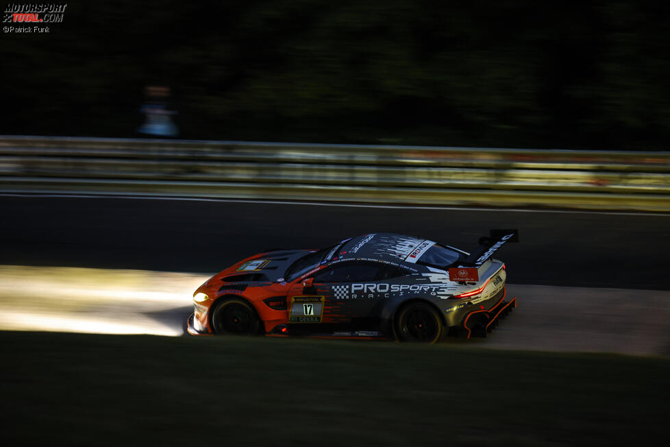 ProSport Aston Martin Vantage GT3 im Qualifying zu den 24h Nürburgring 2024