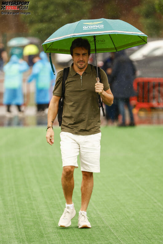 Fernando Alonso (Aston Martin) 