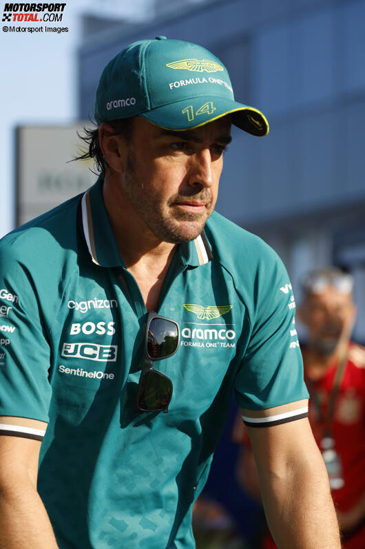 Fernando Alonso (Aston Martin) 