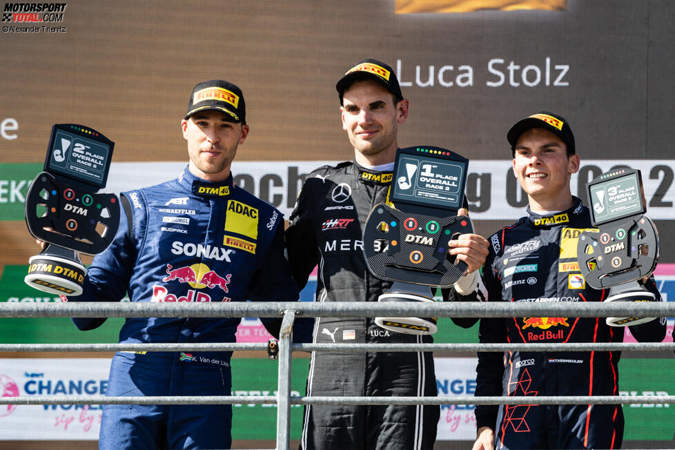 Luca Stolz (HRT-Mercedes), Kelvin van der Linde (Abt-Sportsline-Audi), Thierry Vermeulen (Emil-Frey-Ferrari) und Chris Vermeulen 