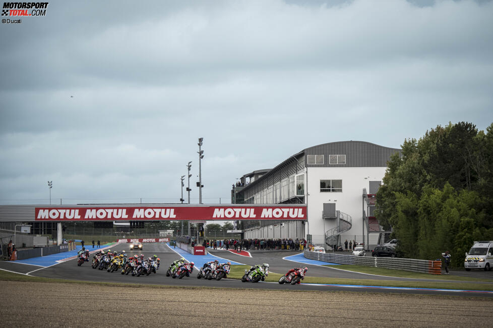 WSBK Start Magny-Cours