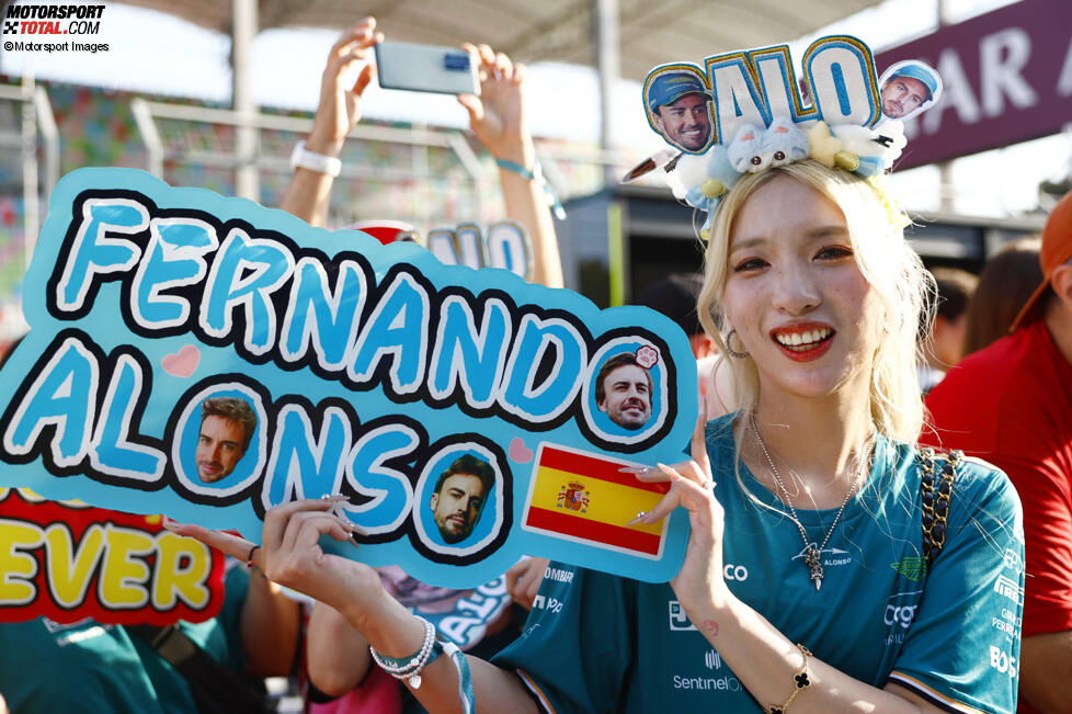 Fans von Fernando Alonso (Aston Martin) 
