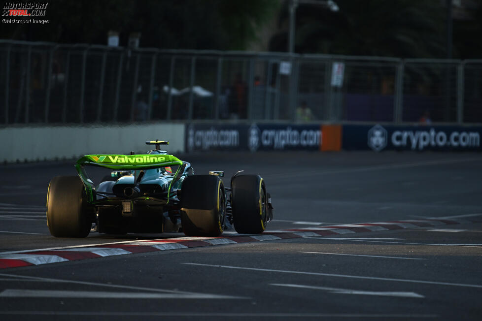 Fernando Alonso (Aston Martin) 