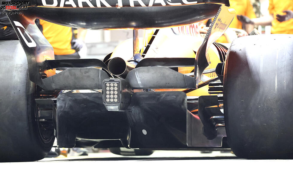 McLaren MCL38