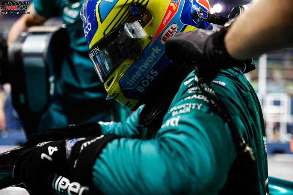 Fernando Alonso (Aston Martin) 