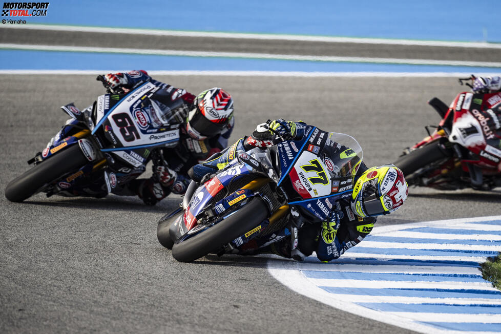 Dominique Aegerter vor Jonathan Rea