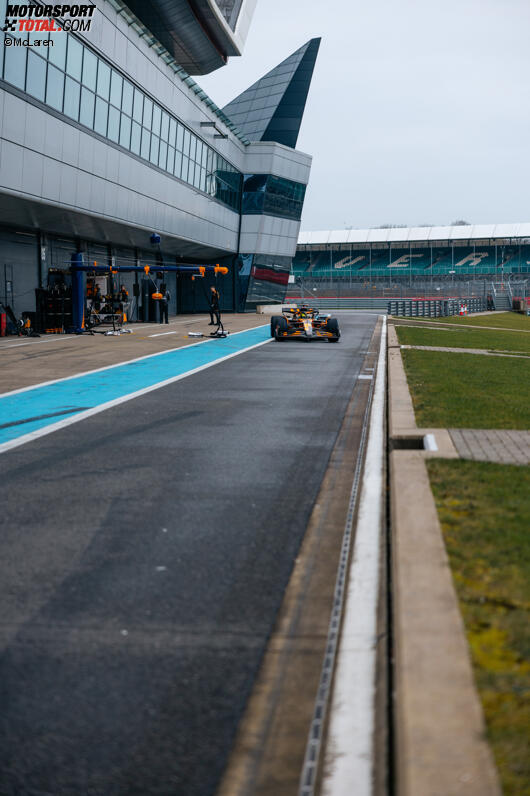 McLaren MCL39