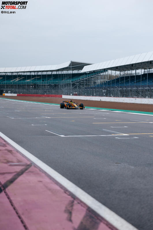 McLaren MCL39