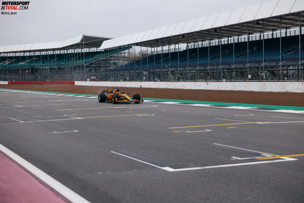 McLaren MCL39