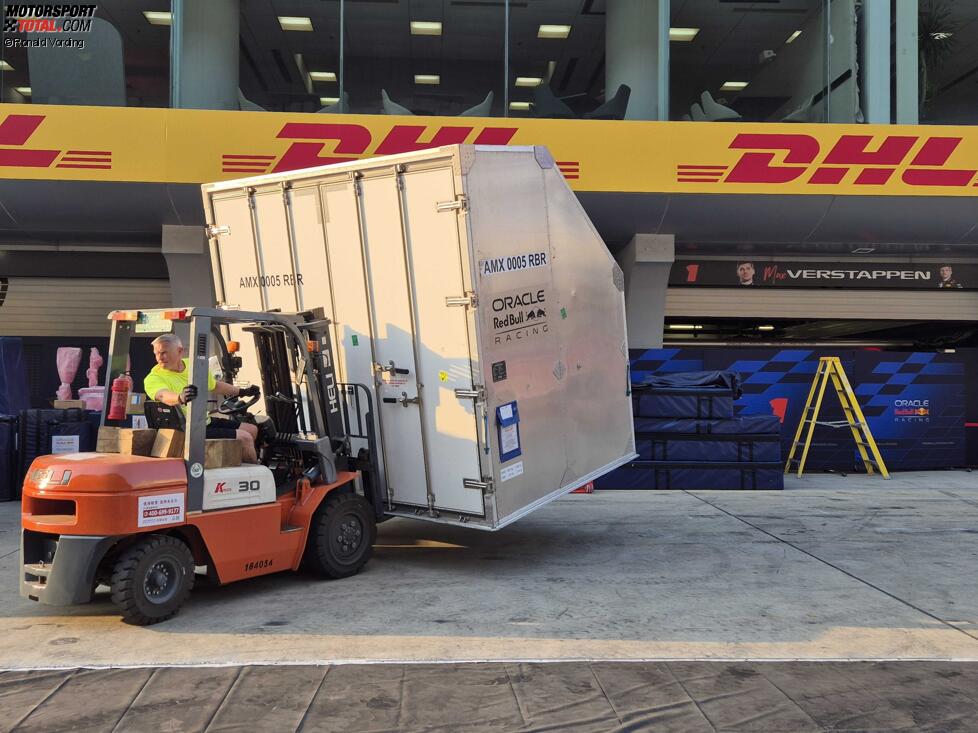 Formel-1-Fracht in Schanghai