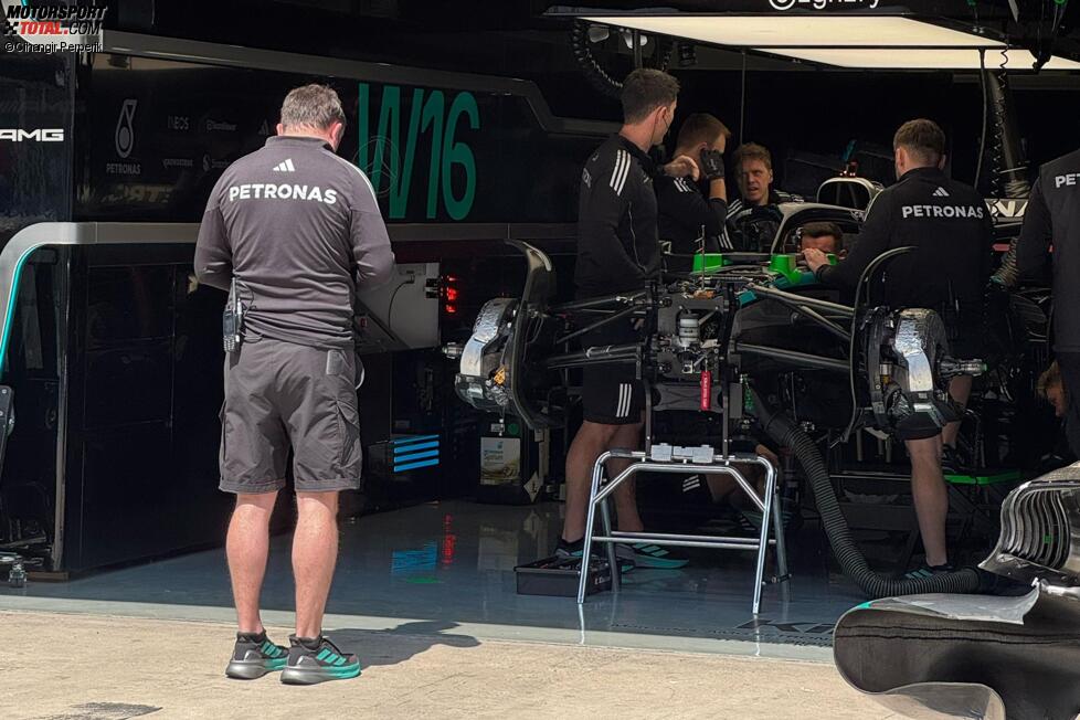 Mercedes W16