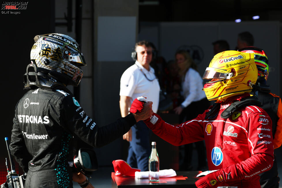 Lewis Hamilton (Ferrari) und George Russell (Mercedes) 