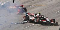 Fotostrecke: In Bildern: Der Re-Start-Crash beim Formel-1-Rennen in Mugello