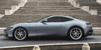 Fotostrecke: Autsch! Ferrari Roma steckt in enger italienischer Straße fest