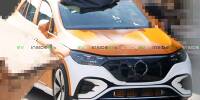Fotostrecke: Mercedes EQE SUV: Erste Erlkönigbilder ohne Tarnung