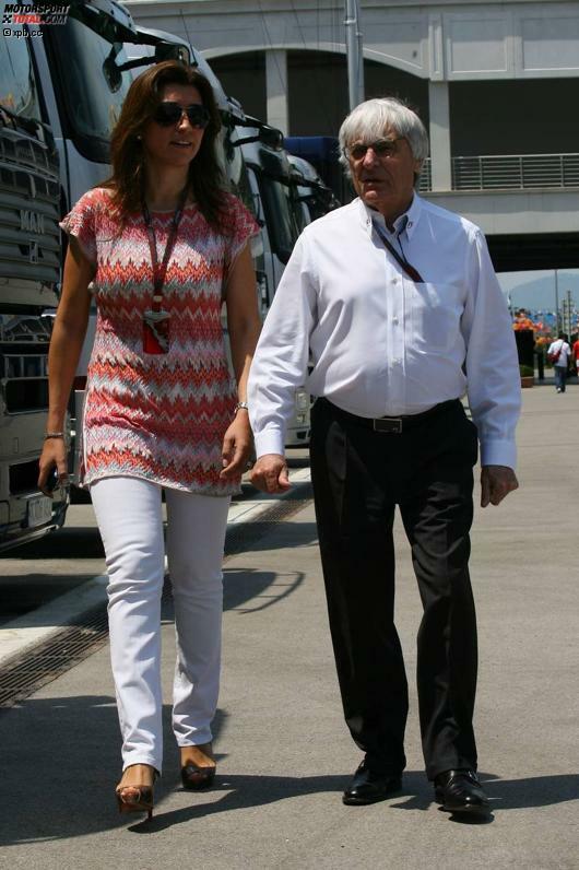 Bernie Ecclestone (79) weiß eben nicht nur, wie man Millionen scheffelt und einen Weltsport promotet, sondern auch, wie man die Frauen rumkriegt. Seine Freundin Fabiana Flosi ist um 48 Jahre jünger als der Formel-1-Boss!