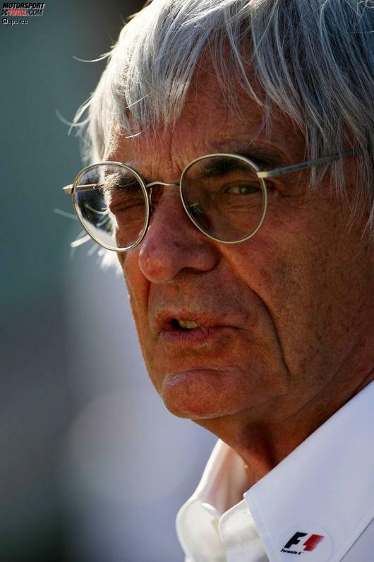 Bernie Ecclestone: Vom kleinen Jungen, der im Schulhof Bleistifte, Radiergummis und Süßigkeiten mit Gewinn verkauft hat, zum wichtigsten Player im Multi-Milliarden-Dollar-Business Formel 1. Heute wird der Brite 80 Jahre alt - und wir gratulieren!