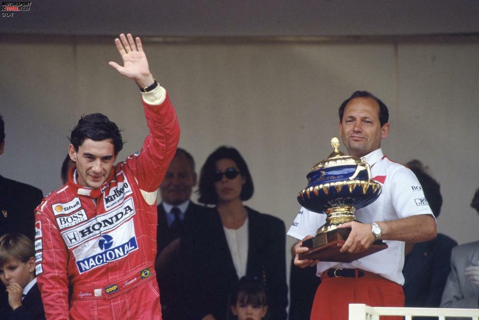 Monte Carlo zum Fünften: Mit Teamchef Ron Dennis in der Fürstenloge. Bis heute ist Senna in den Straßen an der Cote d'Azur alleiniger Rekordsieger mit sechs Grand-Prix-Erfolgen.