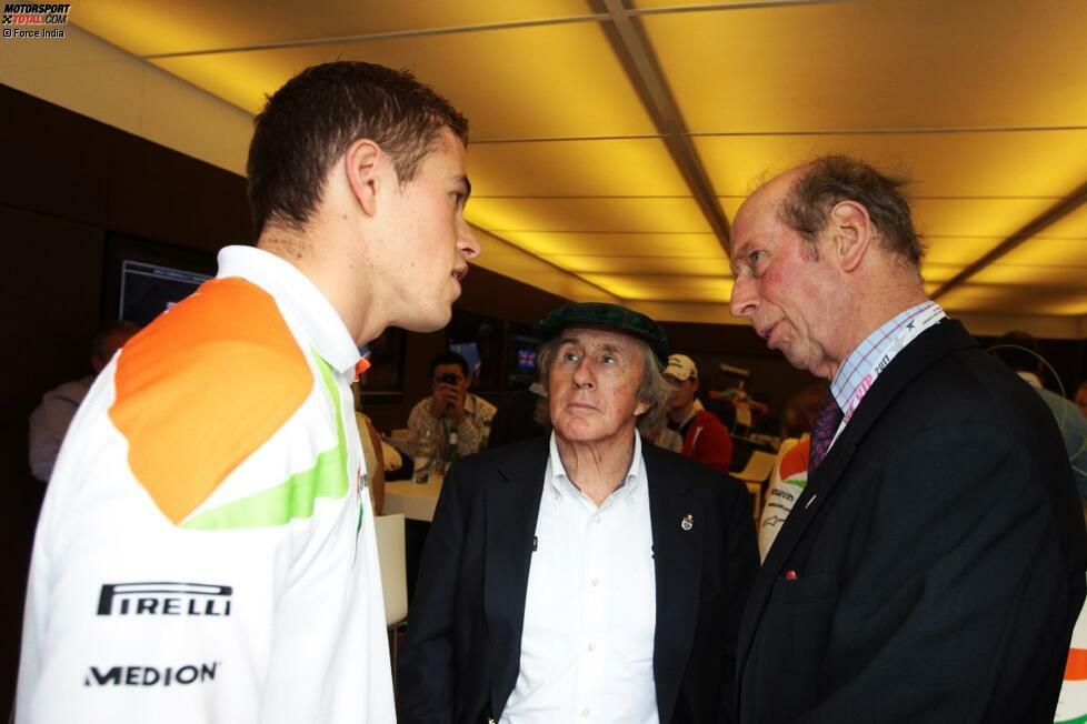 Apropos Royals: Im Trubel um Prinz Harry fiel es zwar kaum jemandem auf, aber auch Prinz Edward (im Bild mit Paul di Resta und Sir Jackie Stewart) stattete der Formel 1 in Silverstone einen Besuch ab.