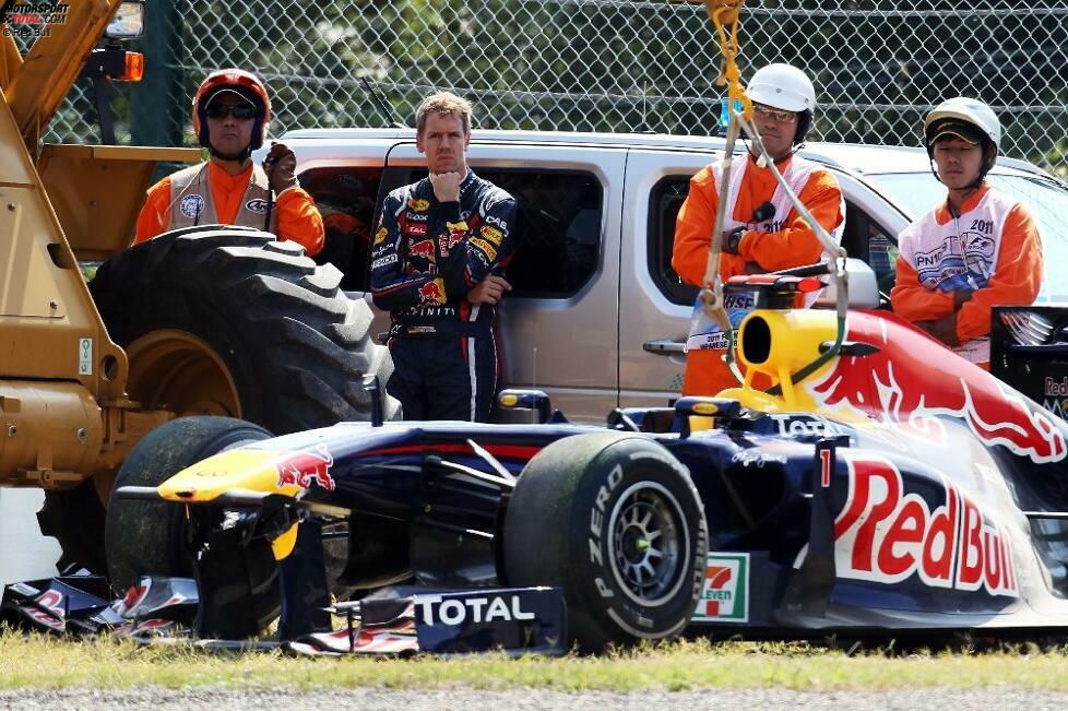 Am meisten ärgerte er sich darüber, dass er den einzigen Frontflügel der neuesten Spezifikation untauglich machte. Aber Red Bull ließ aus Milton Keynes über Nacht einen neuen einfliegen, der erst knapp eine halbe Stunde vor dem Qualifying an der Strecke ankam!