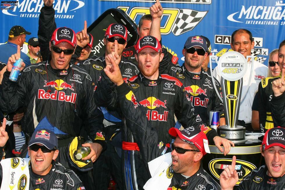 Michigan 2009: Brian Vickers gewinnt das Carfax 400, Red Bull steht damit zum ersten Mal in der Victory Lane der NASCAR 