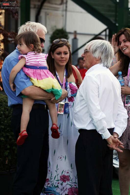 Alte Freunde aus gemeinsamen Brabham-Tagen: FIA-Chefinspektor Charlie Whiting mit Familie und Formel-1-Geschäftsführer Bernie Ecclestone.