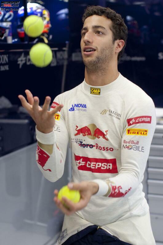 Ob Ricciardo mit Tennisbällen jongliert, um sich überflüssige Pfunde abzutrainieren? Fakt ist: Jonglieren ist eine beliebte Koordinationsübung für Leistungssportler.