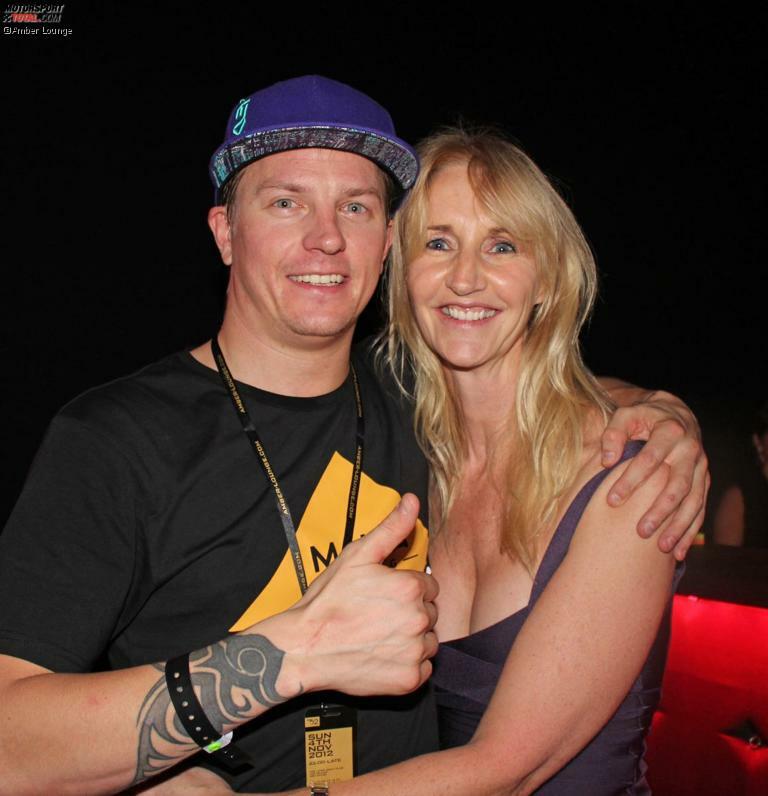 Kimi Räikkönen begoss seinen Sieg bei der Amber-Lounge-Party, organisiert von Eddie Irvines Schwester Sonia (rechts). 