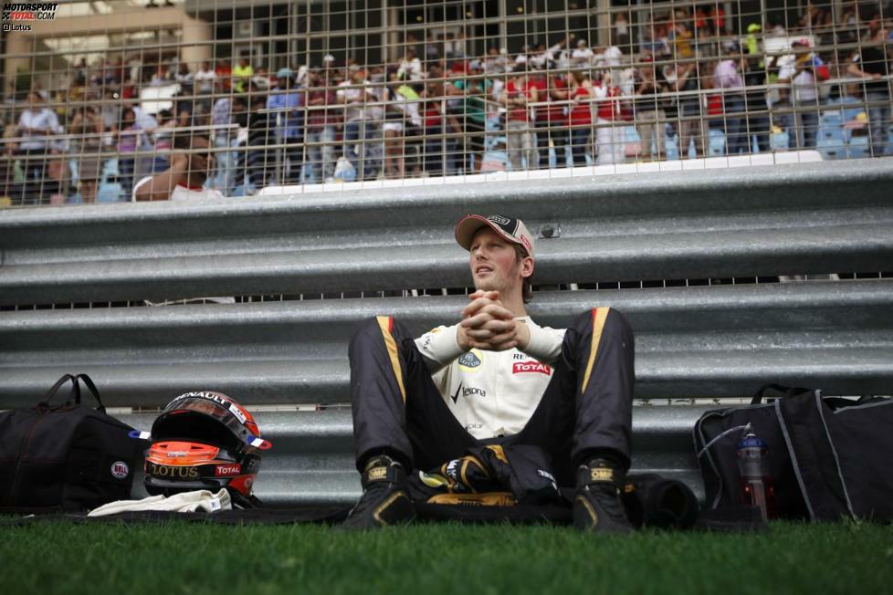 Romain Grosjean konzentriert sich auf das Rennen. Mit Erfolg: Als Dritter fuhr er seinen ersten Podestplatz in der Formel 1 heraus.