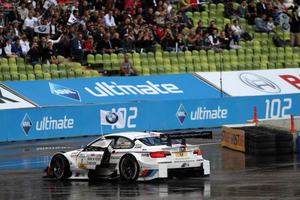 Ein Münchener im Himmel - nein, im Olympiastadion. Für BMW und den Rosenheimer Martin Tomczyk war das Showevent in der bayerischen Landeshauptstadt ein Heimspiel.