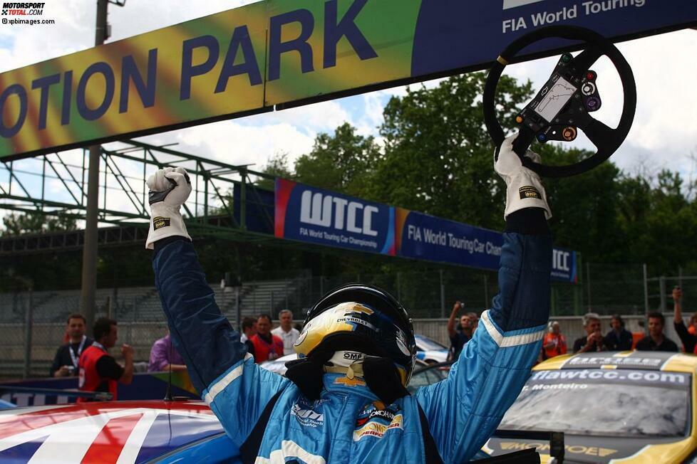 Mai 2011: Rob Huff gelingt in Monza in beiden Rennen der Sieg. Damit ist er der dritte 