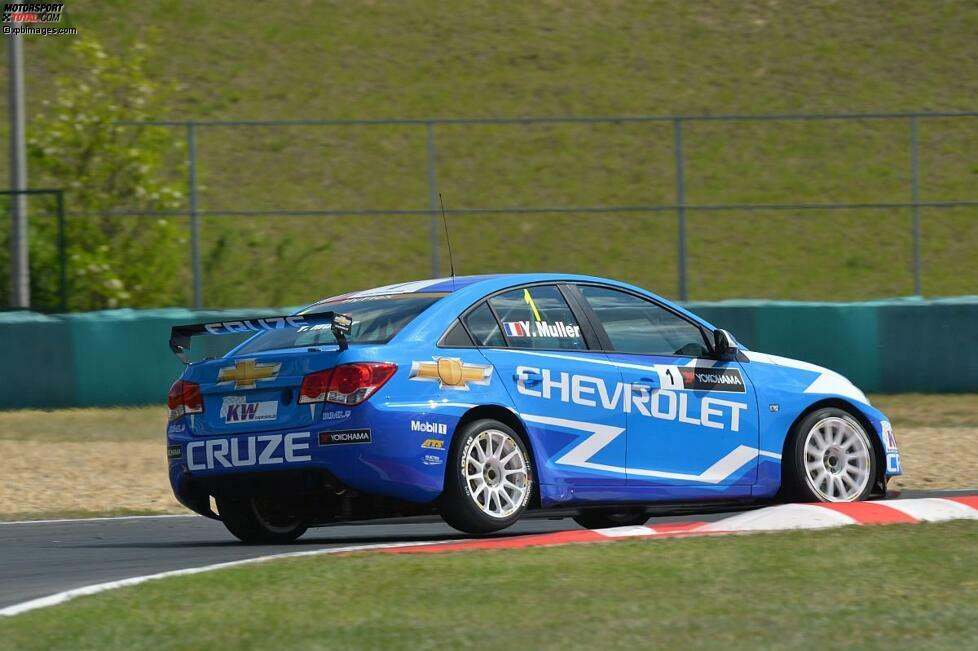 Mai 2012: Yvan Muller fährt die 30. Pole-Position für Chevrolet ein, Rob Huff den 150. Podestplatz. Auch 2012 ist ein Jahr der Rekorde für das Chevrolet-Werksteam.